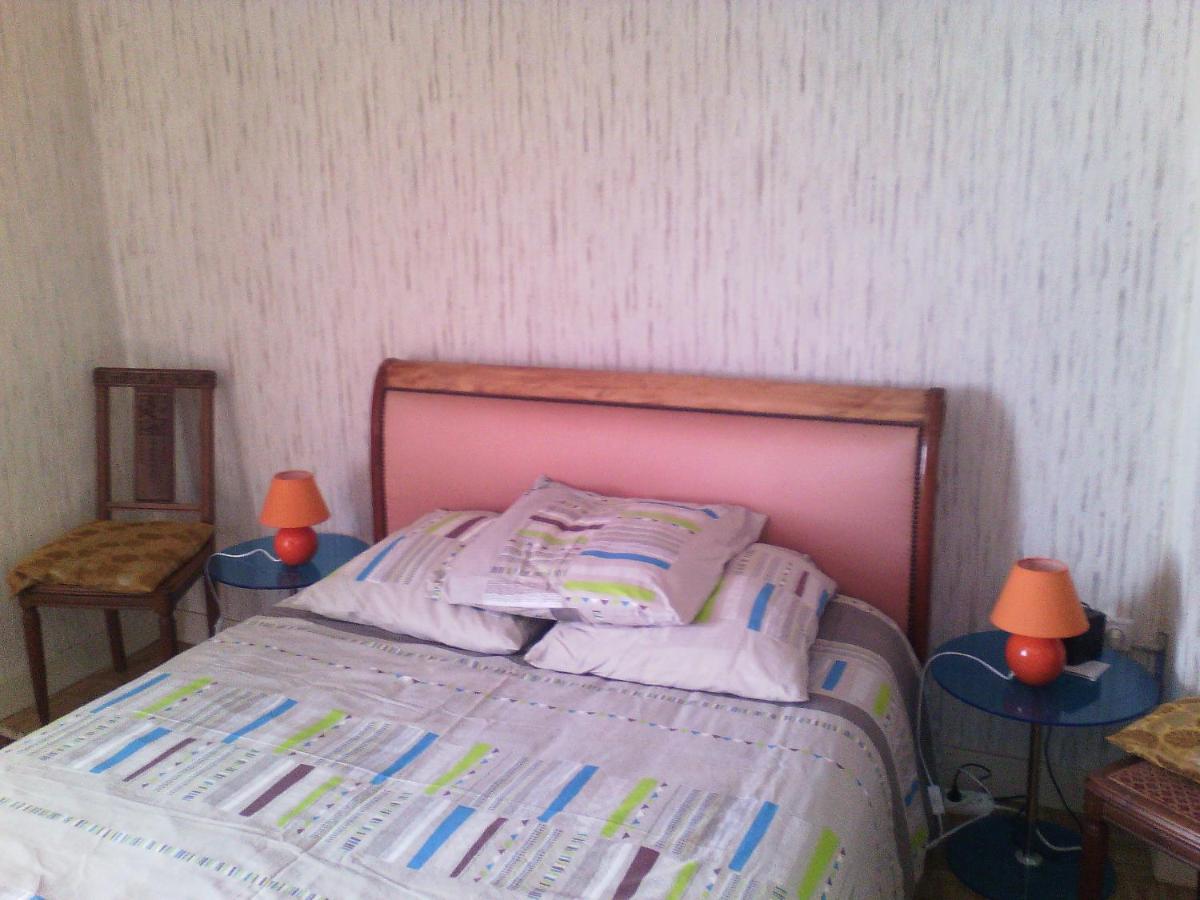 L'Ancien Patronage Guest House Caumont-sur-Garonne Bagian luar foto
