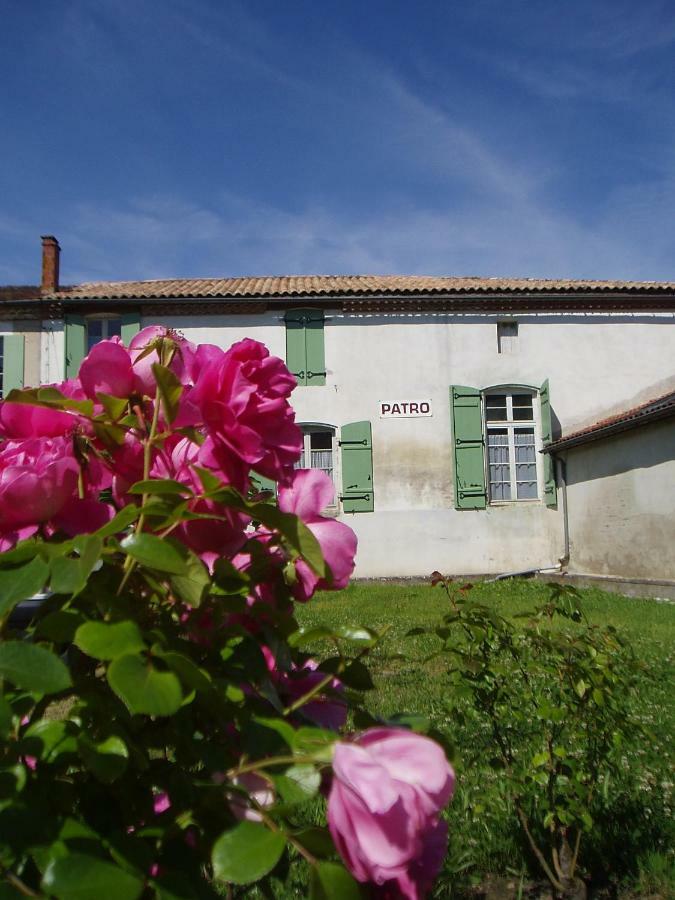 L'Ancien Patronage Guest House Caumont-sur-Garonne Bagian luar foto